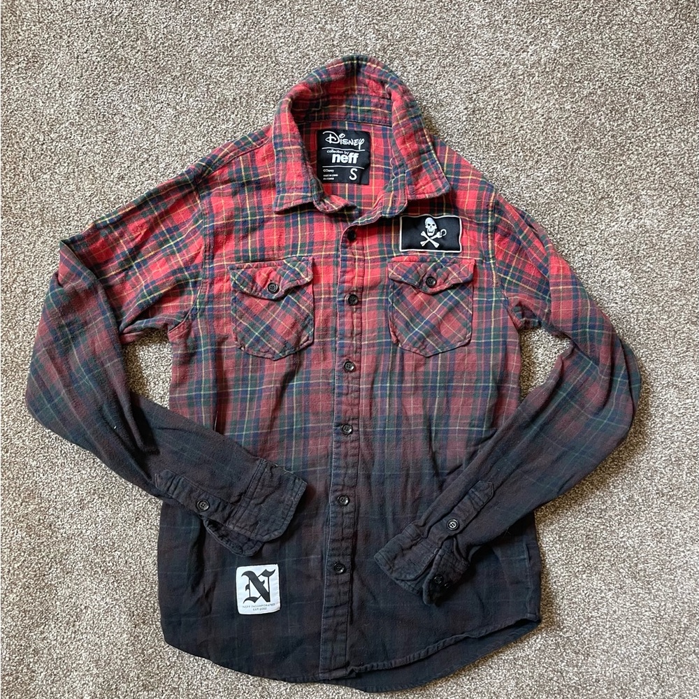 Disney Pirate Neff Plaid Shirt in Red and Black Size Small